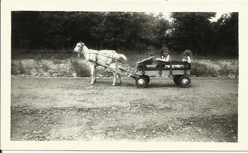 John L. Moon photo gallery thumbnail 1 of 3
