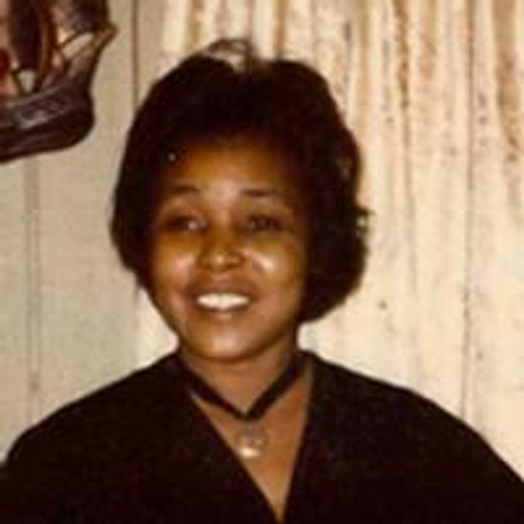 Lottie Perkins Profile Photo