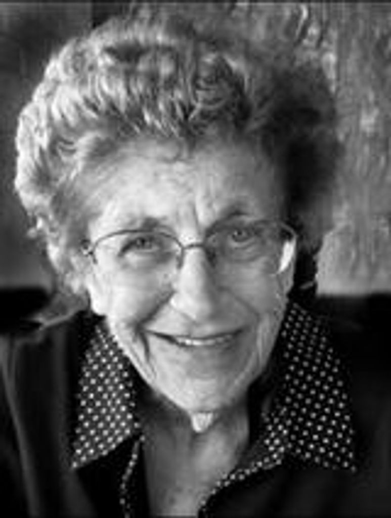Elizabeth Conway Profile Photo
