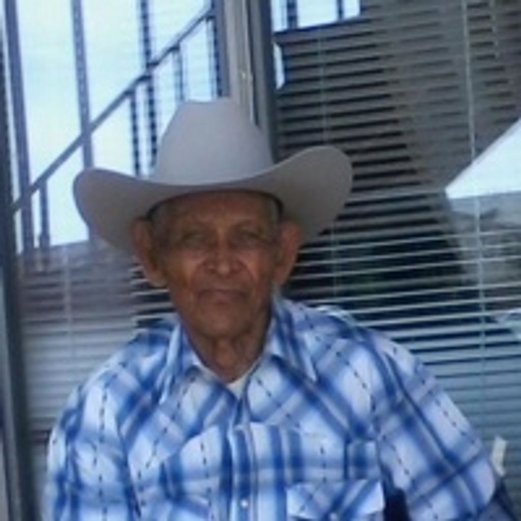 Pedro Olivas Profile Photo