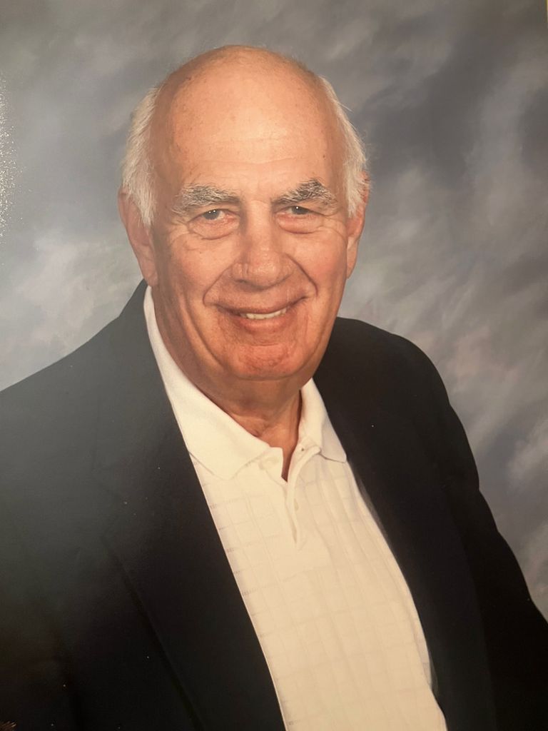 Christopher Minton Profile Photo