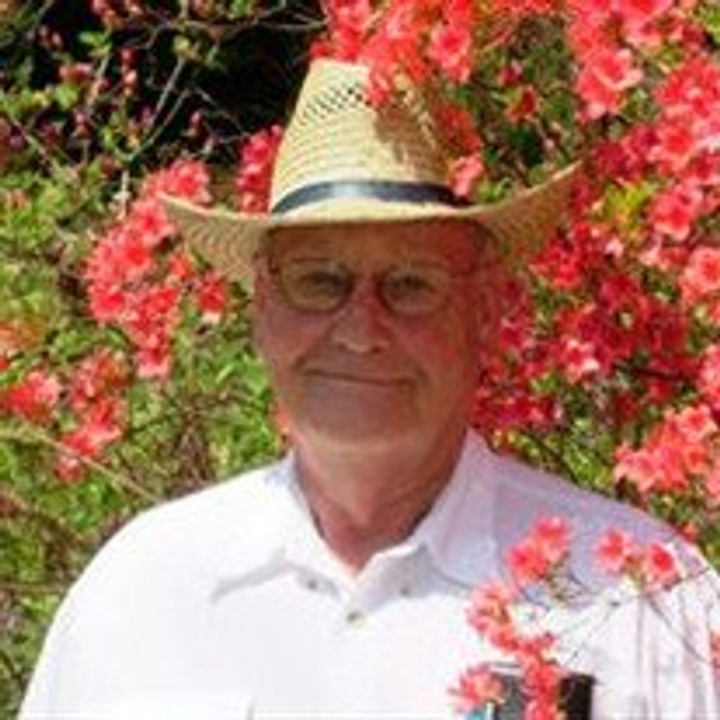 Larry  Elmo Stoltz