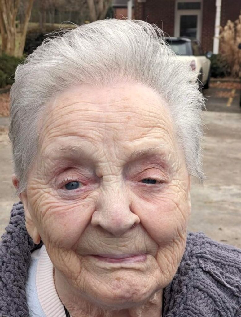 Isabella Mcintyre Devine Profile Photo