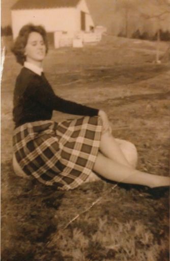 Brenda (Akin)  Luttrell photo gallery thumbnail 21 of 50