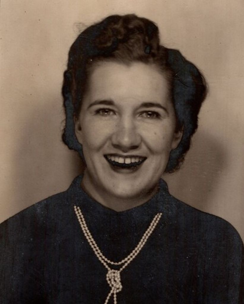 Lucille Lovelle Dennis Profile Photo
