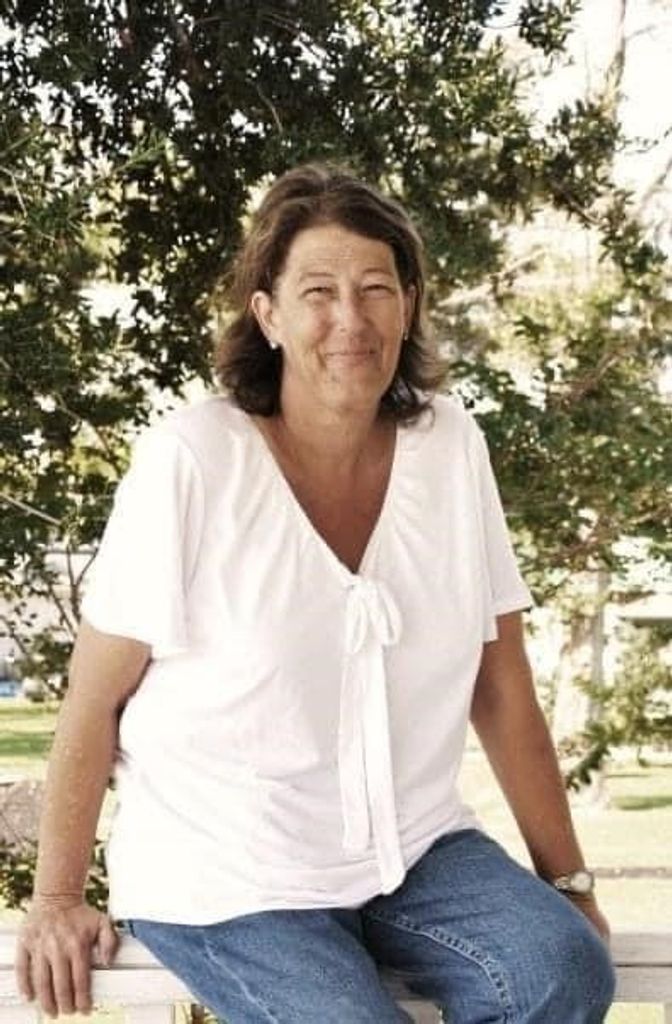 Maxine Elizabeth (Cuevas)  Tartavoulle