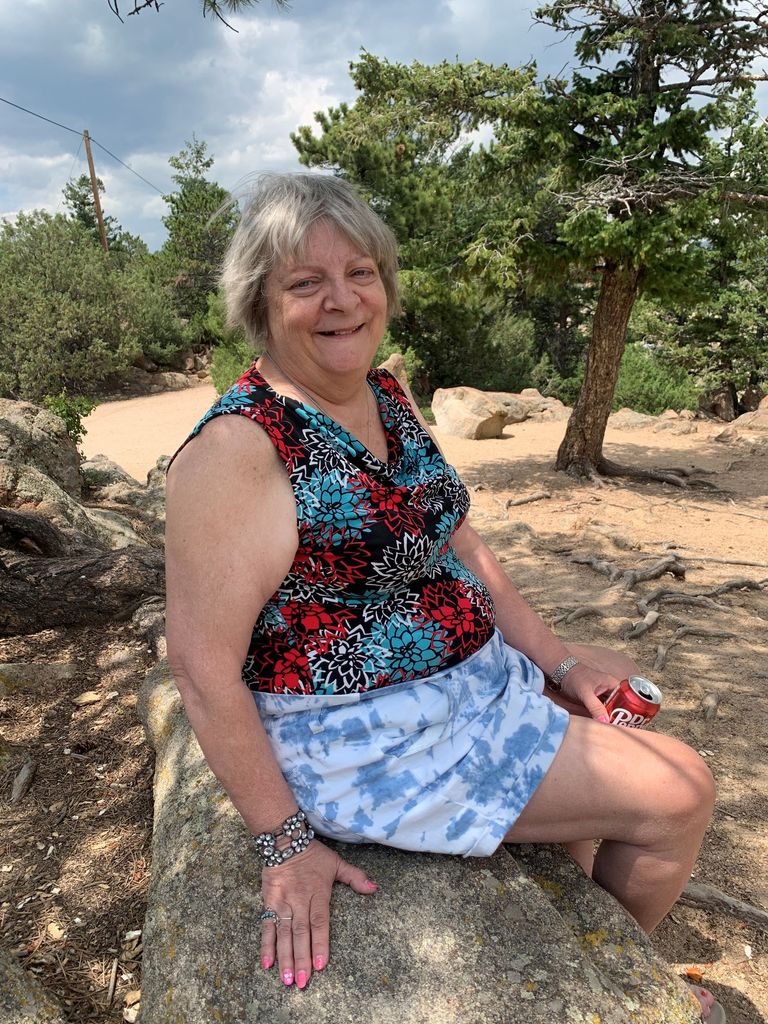 Joan Louise Mathis Profile Photo