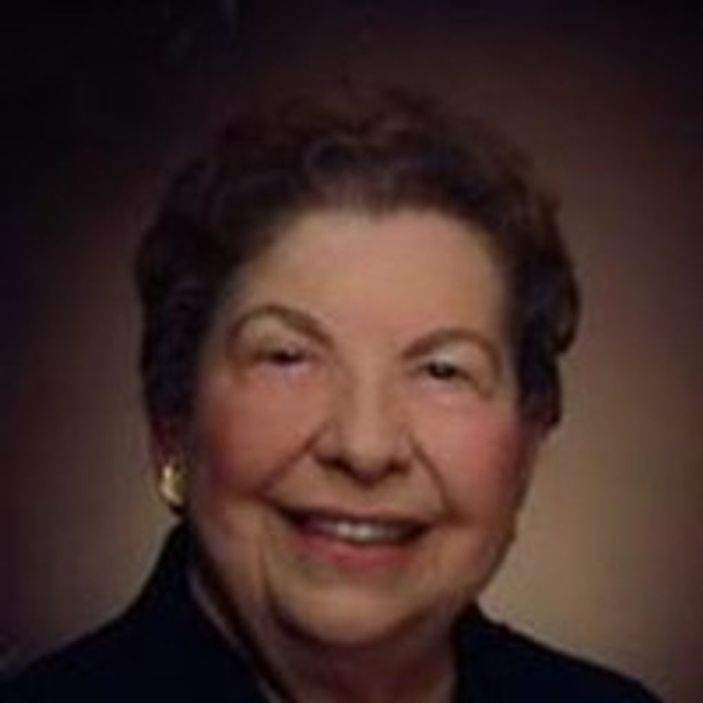 Dorothy M Rapp