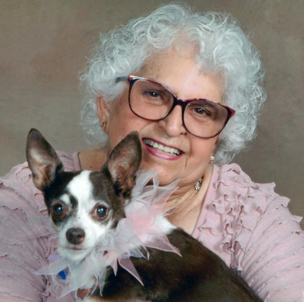 Flor De Maria Diaz Profile Photo