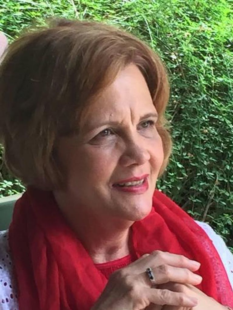 Lana Smith Profile Photo