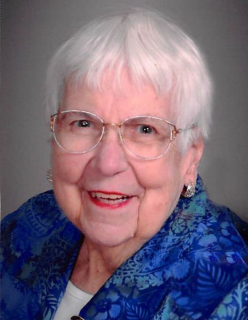 Marlene Loraine (Kremske)  Teuber