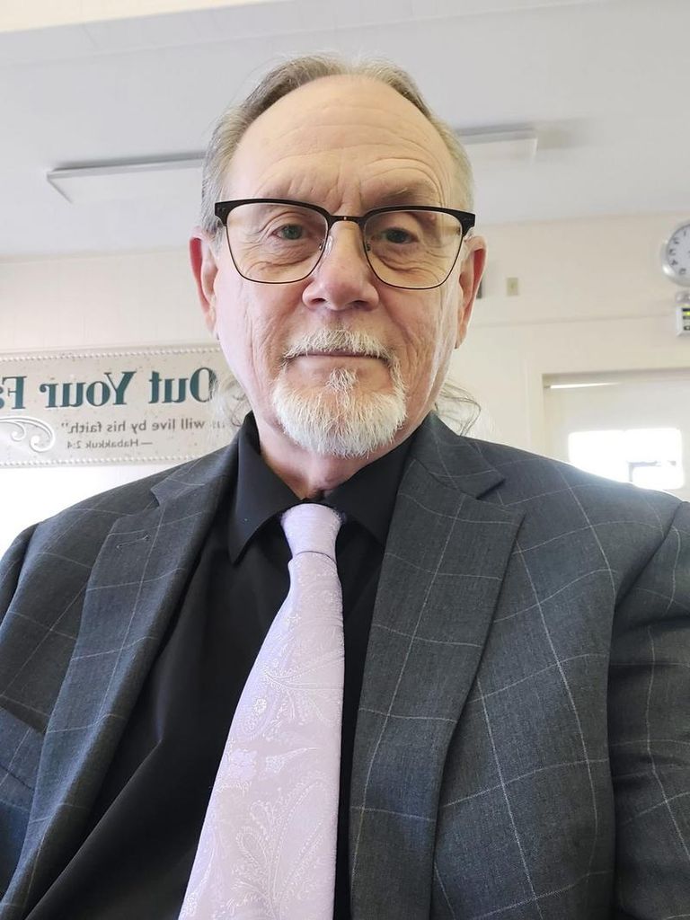 Mark Dennis Howell Sr. Profile Photo
