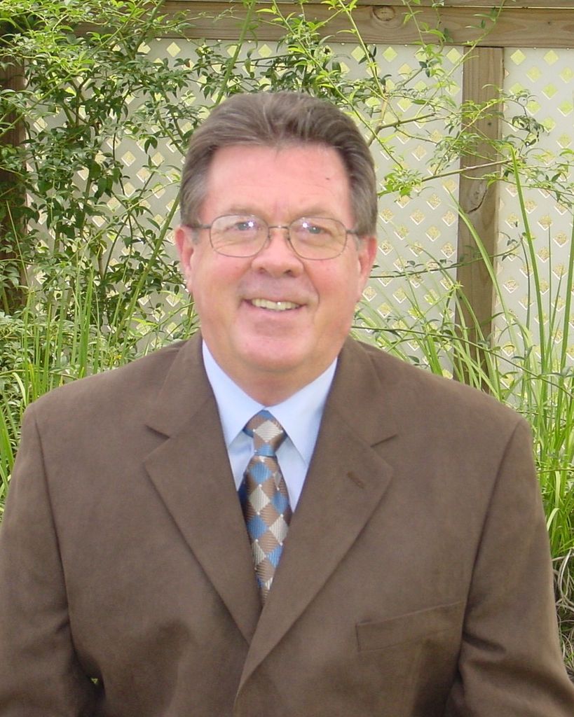 Lynn Morris Roberts