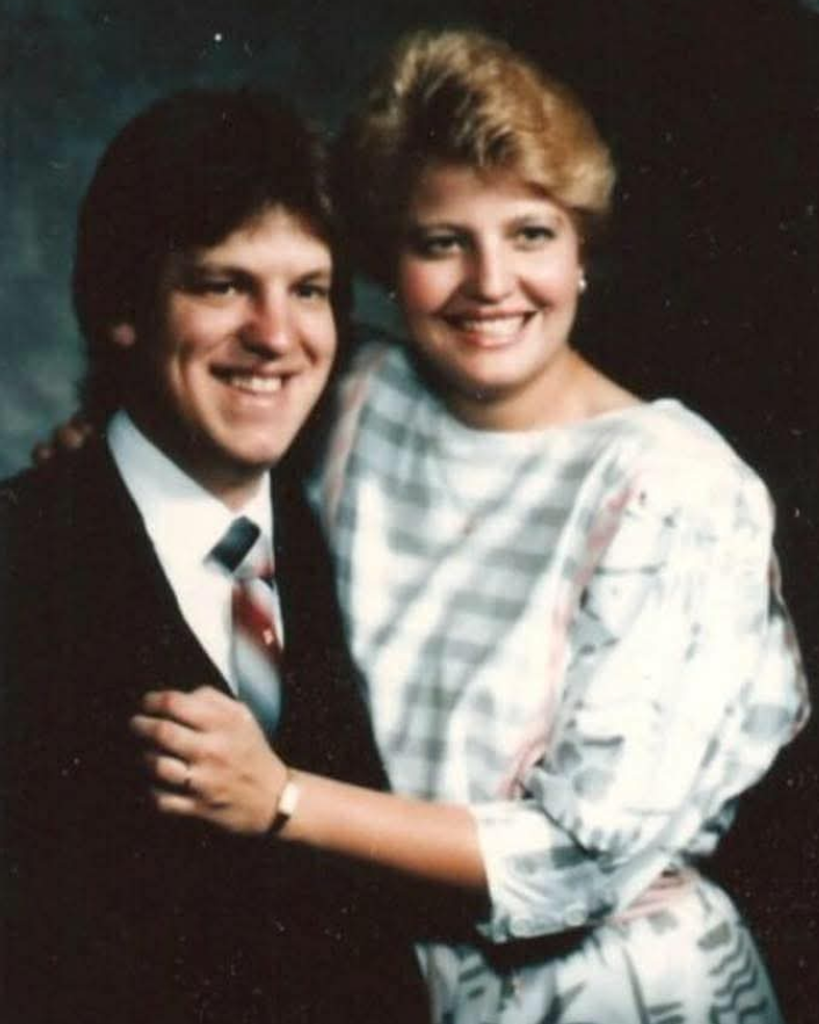 Lisa Danette "Danette" Ferre Roundy