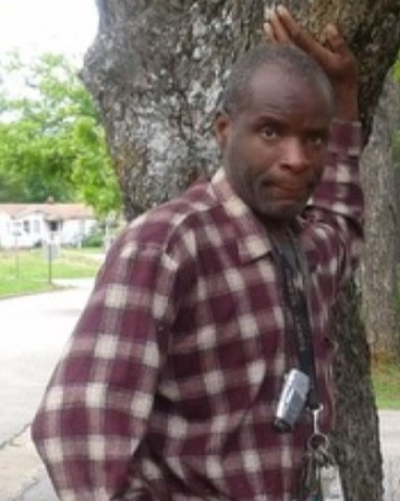 Everette Leon Brown