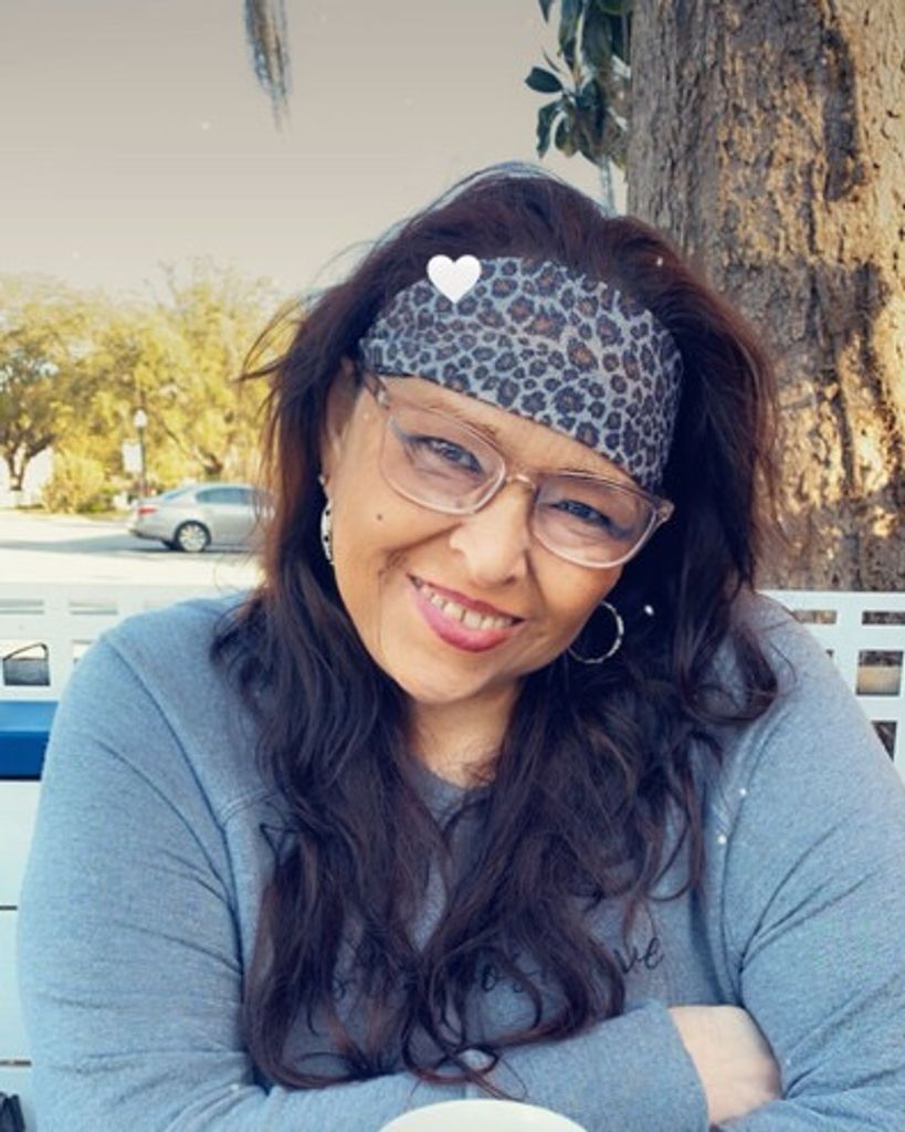 Rosario Elizabeth Rosales-Paz Profile Photo
