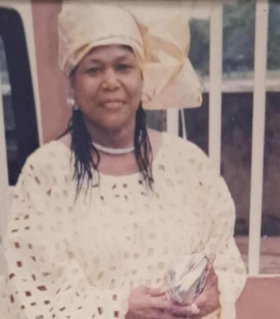 Gloria Mae Lloyd Profile Photo