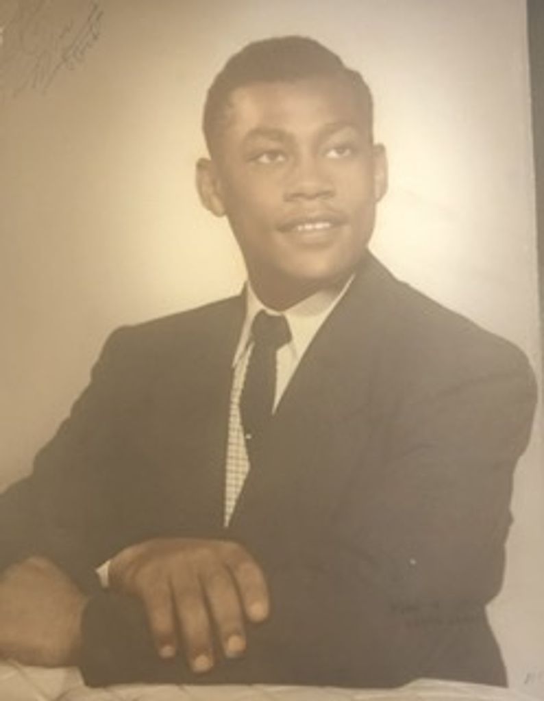 Roy Luckey