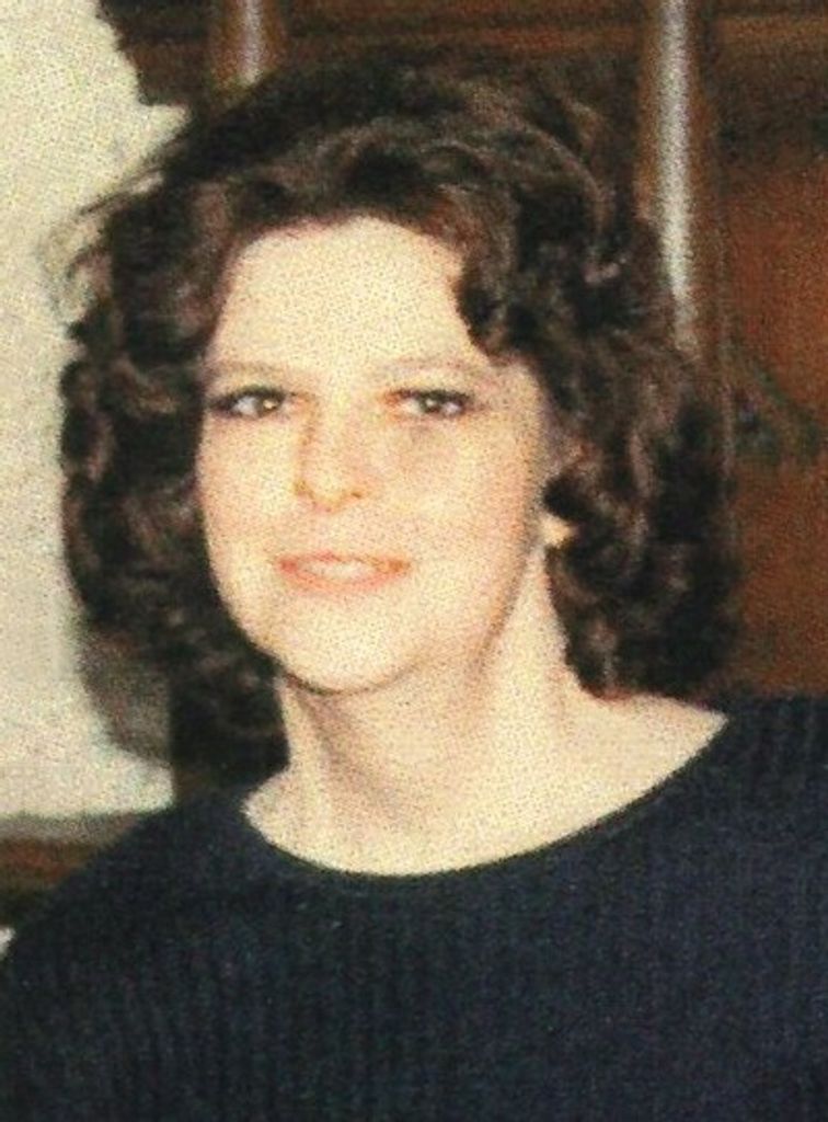 Carolyn Lee Profile Photo