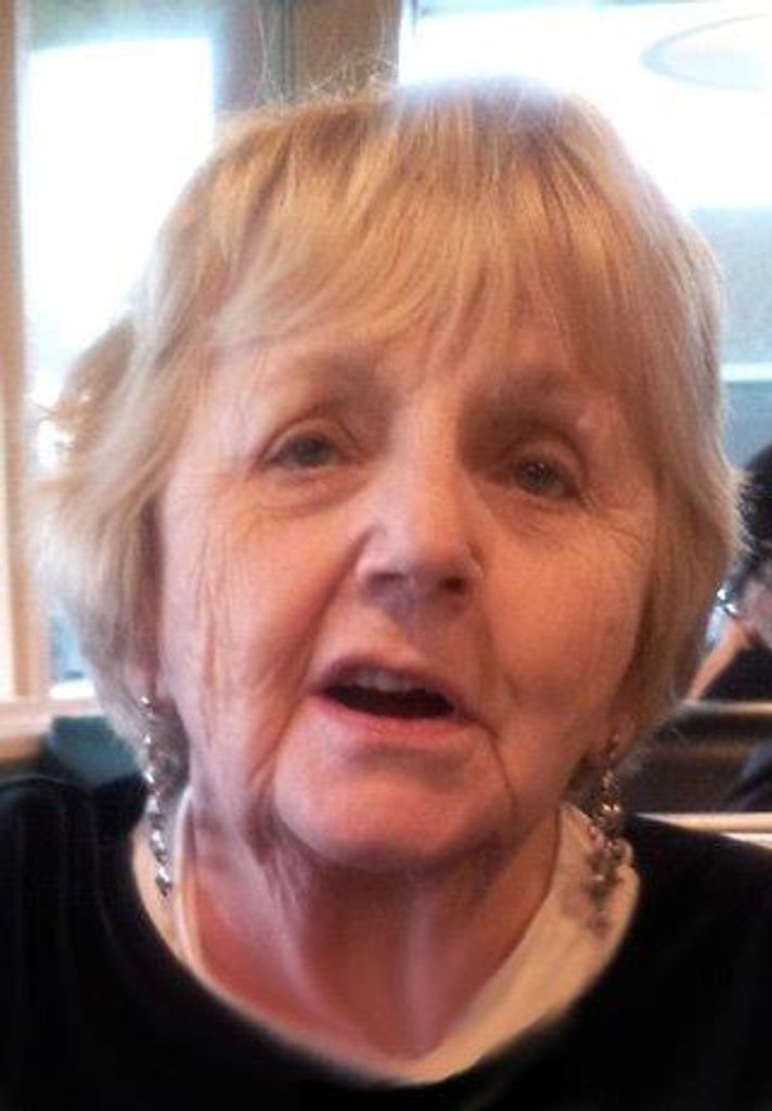 Sophie "Sonia" Hlywa