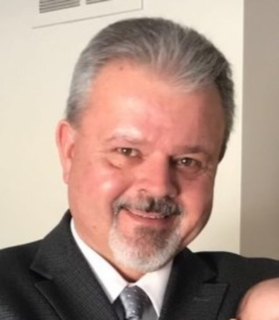 Christopher Kalinowski Profile Photo