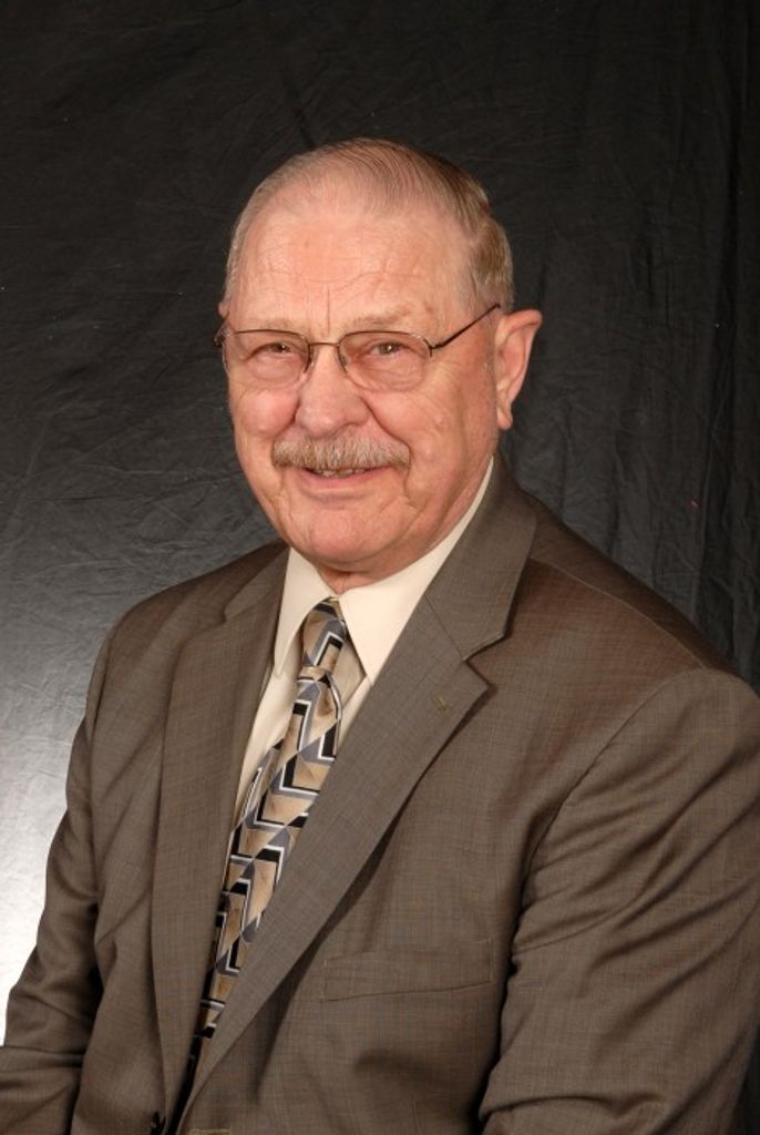 Joseph "Bob" Carlson