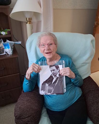 Shirley S Chorette's obituary image