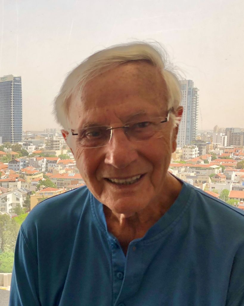 Floyd Russell Tomlinson Profile Photo