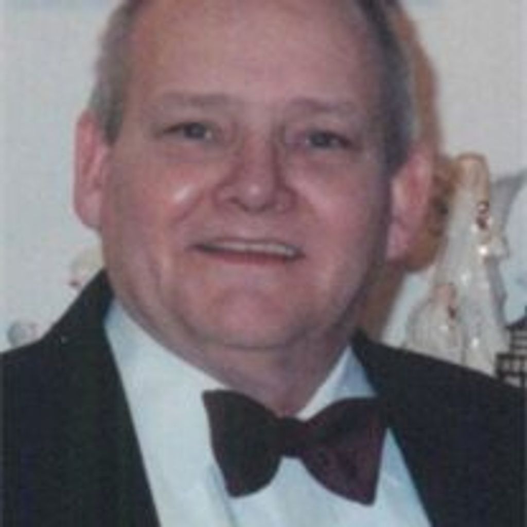 Richard R. Fontaine
