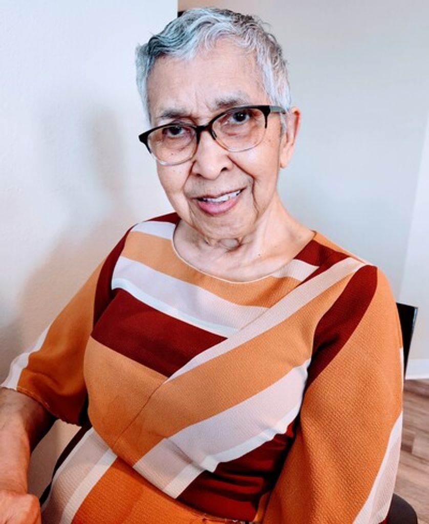 Olga Walton Profile Photo