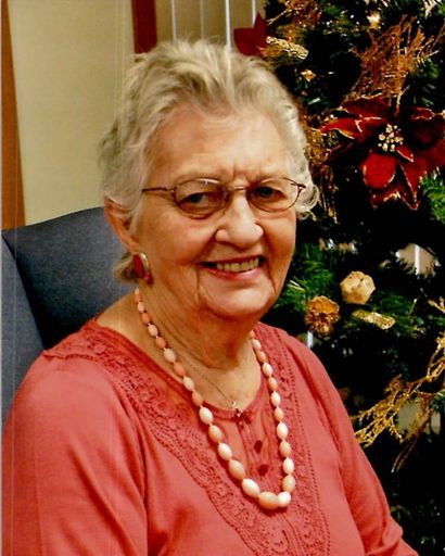 Gloria Lee's obituary image