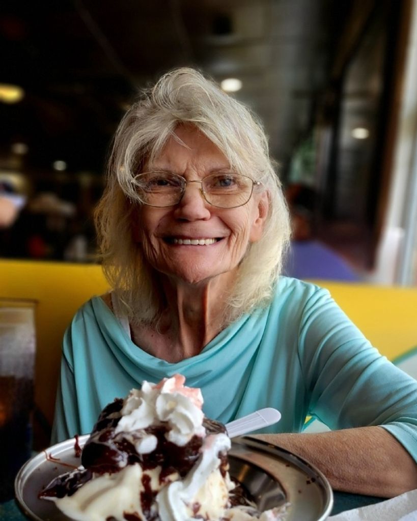 Glenna Troxell