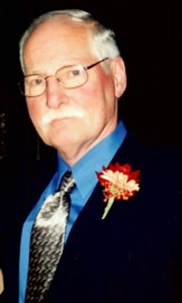 Robert V Curtis