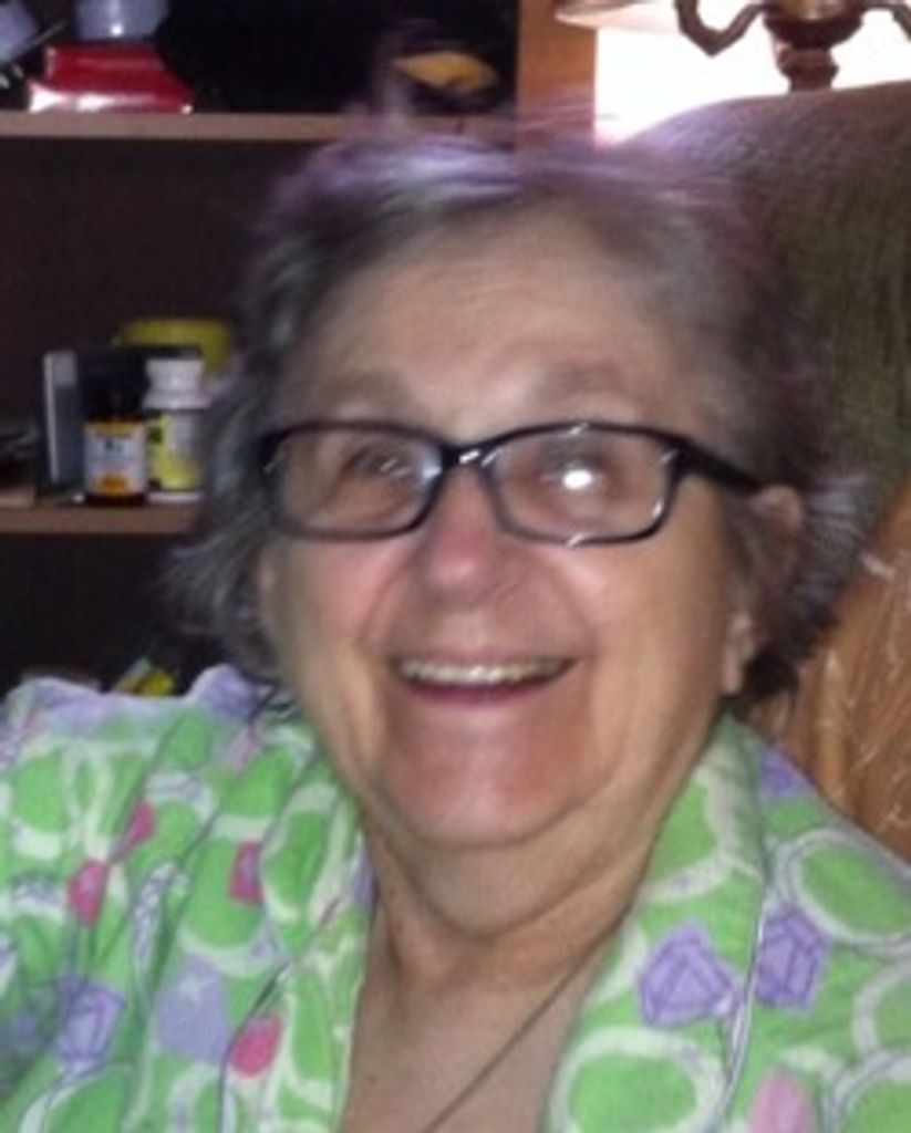 Esther Sadlak Profile Photo