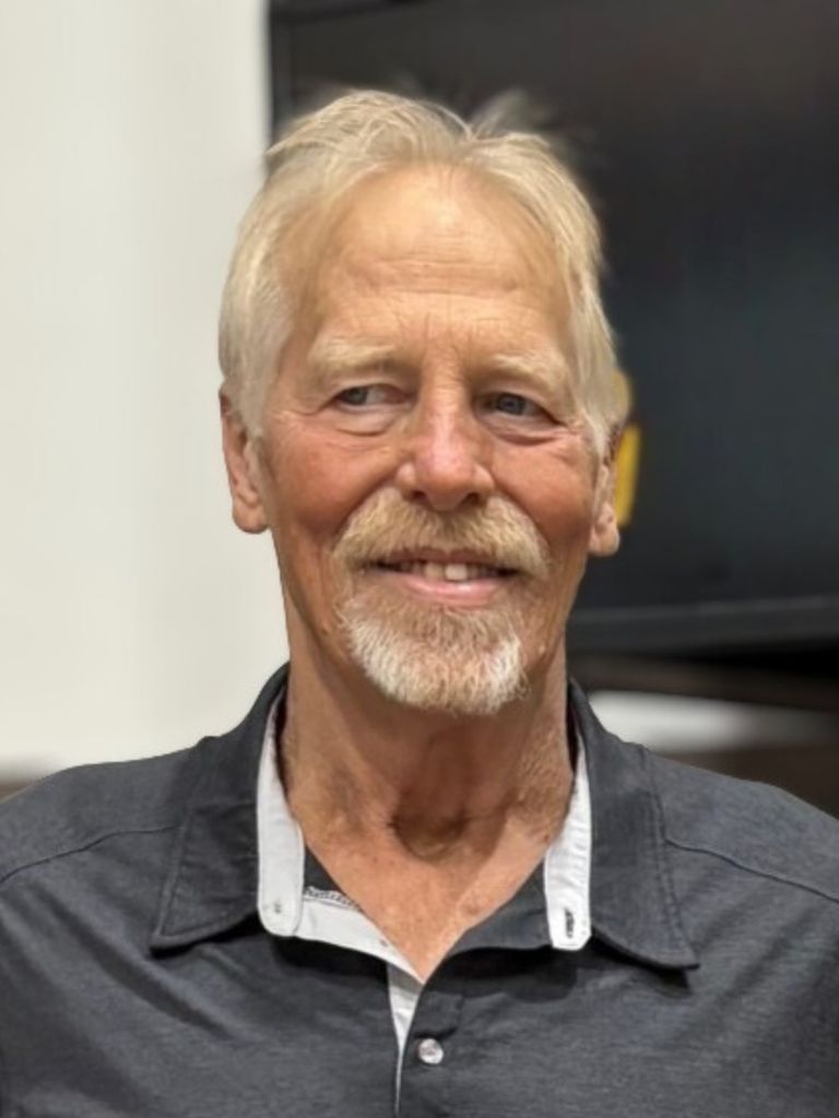 Larry "Cueball" Stuedemann Profile Photo