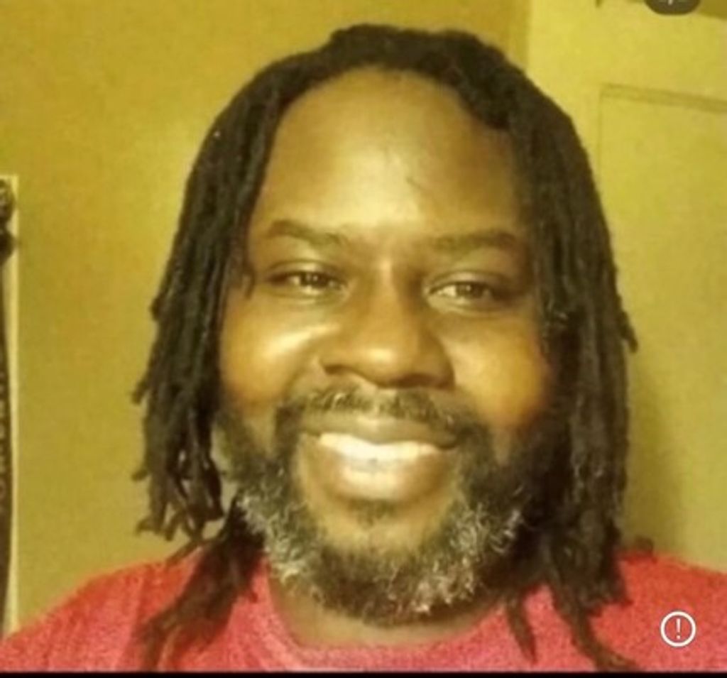 Ellis Robert Dixon Profile Photo