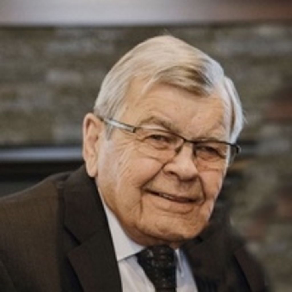 Louis D. Kadlec Profile Photo