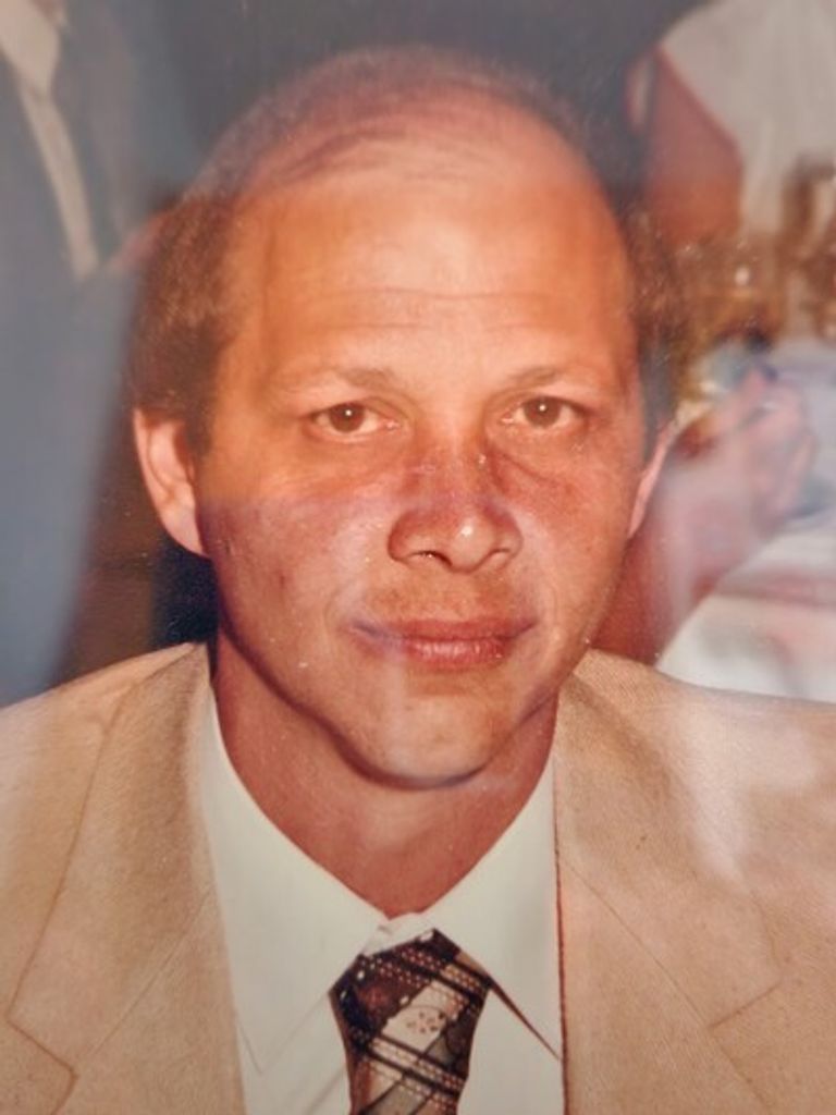 Robert J Hodoske Profile Photo