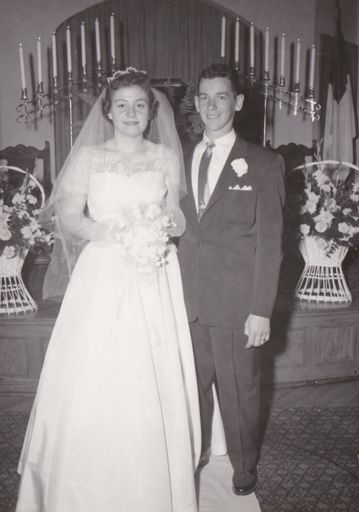 Verna F. Edwards Strandlund photo gallery thumbnail 65 of 75