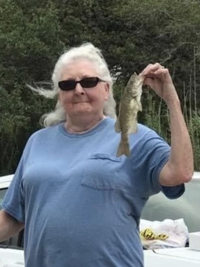 Joyce Lee Knoll Profile Photo