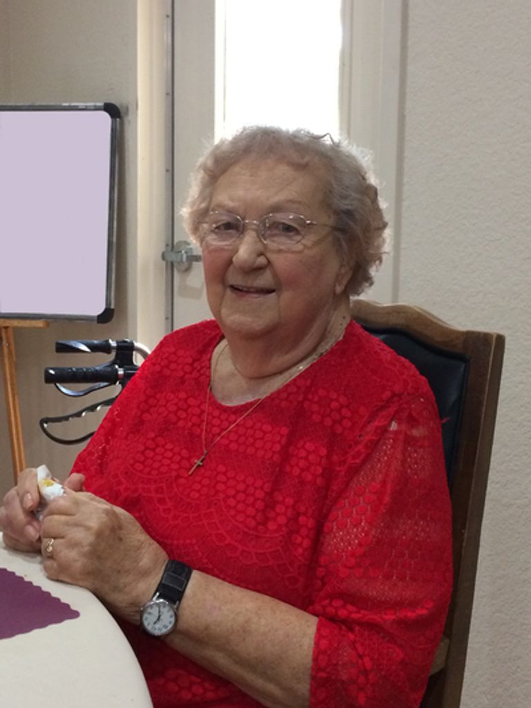 Ella Skalka Profile Photo