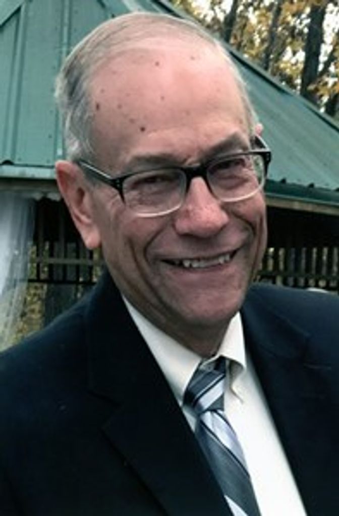 Glennon Francis Flacke