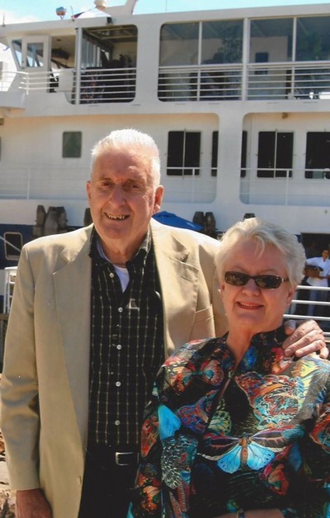 Robert "Bob" E. Mcdermott