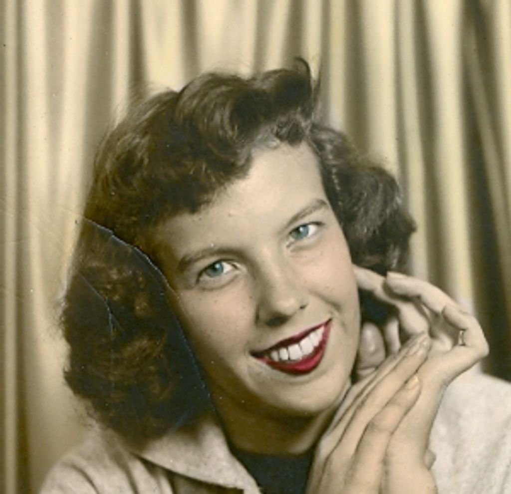 Lena Reeves