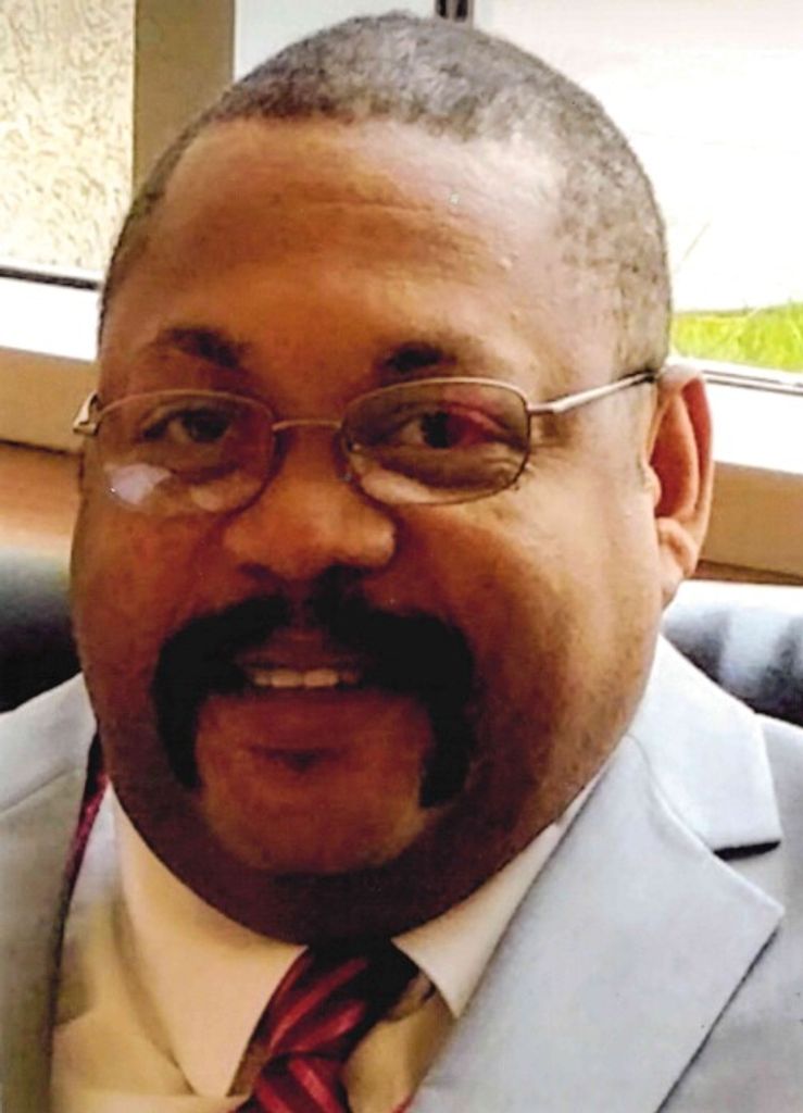 Robert "Robbie" Edward Jackson