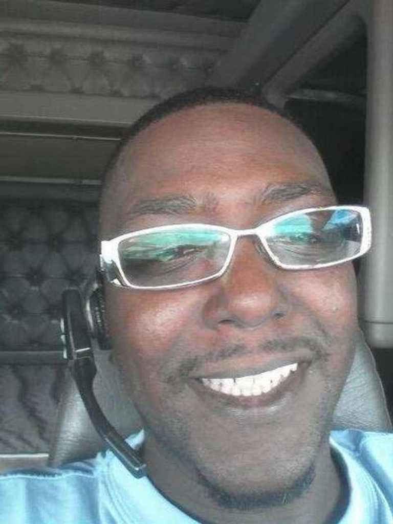 Alejandro Lejon Parker, Sr. Profile Photo