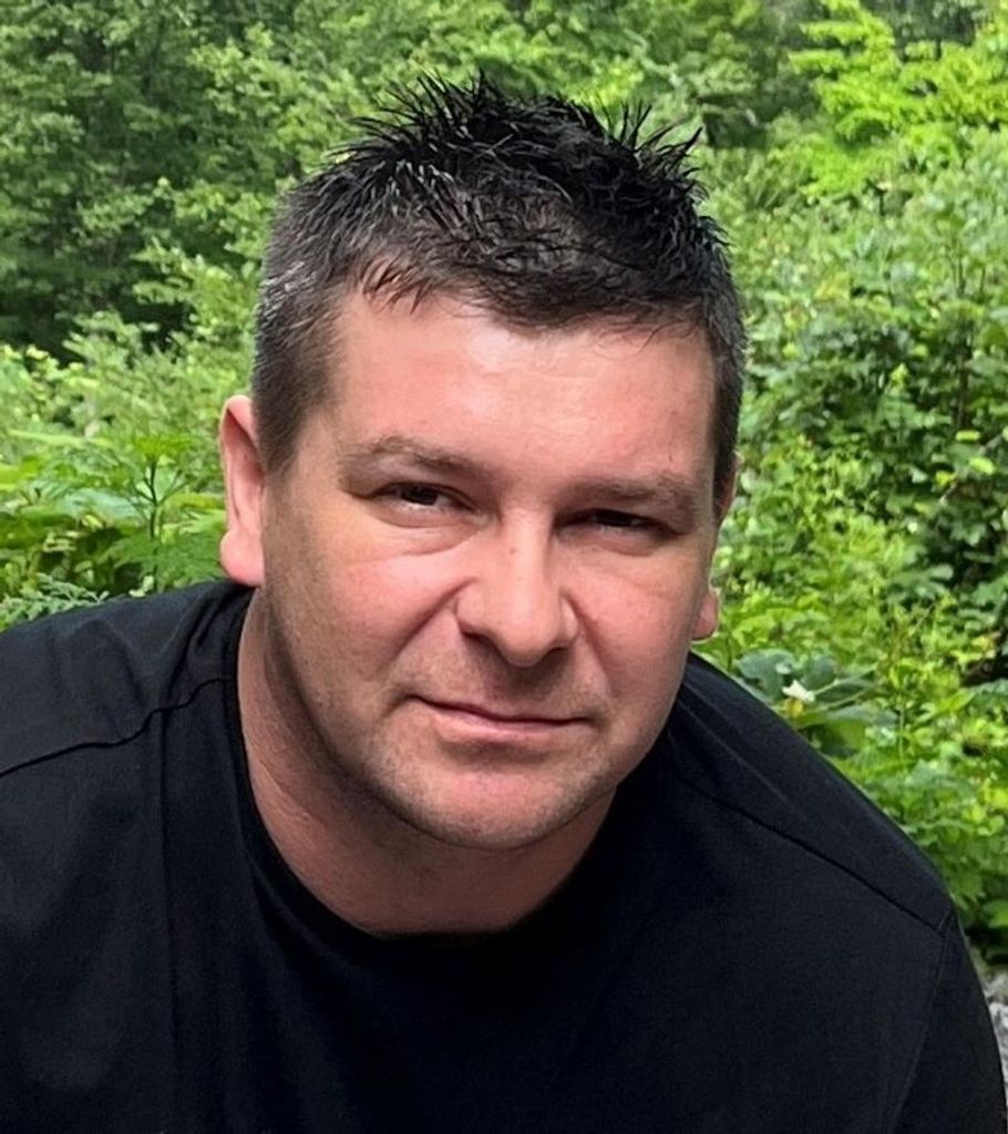 Grzegorz R. Majewski Profile Photo