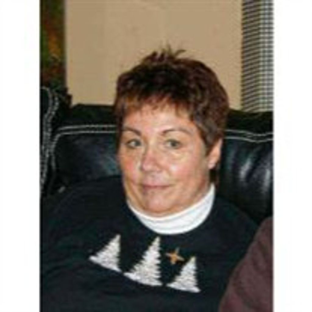 Deborah M Niemira