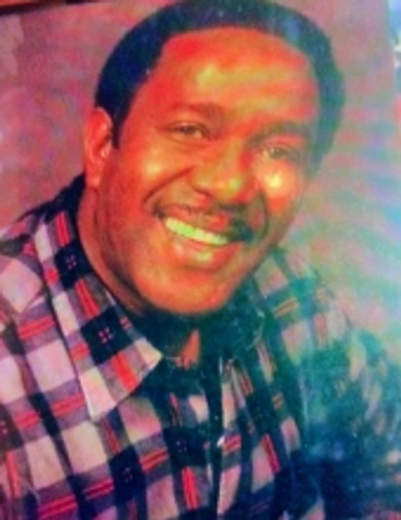 Johnnie L Thomas