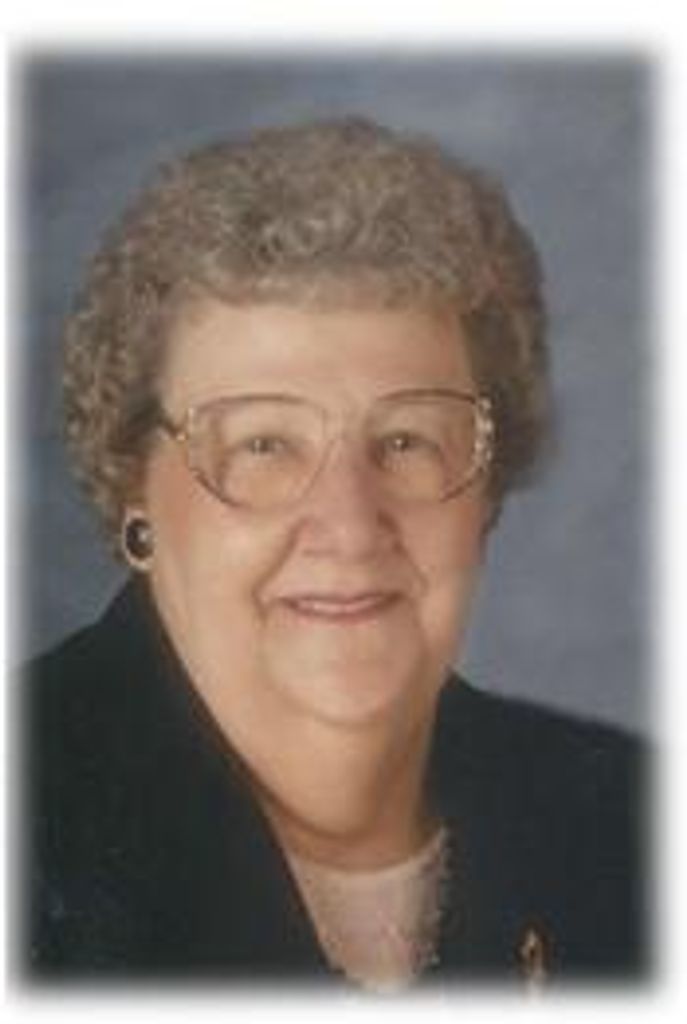 Lorena M. Cloepfil